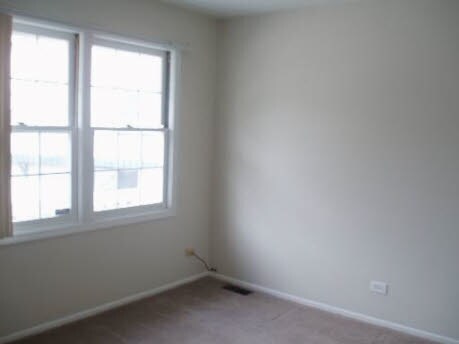 Building Photo - 327 Carthage Ct