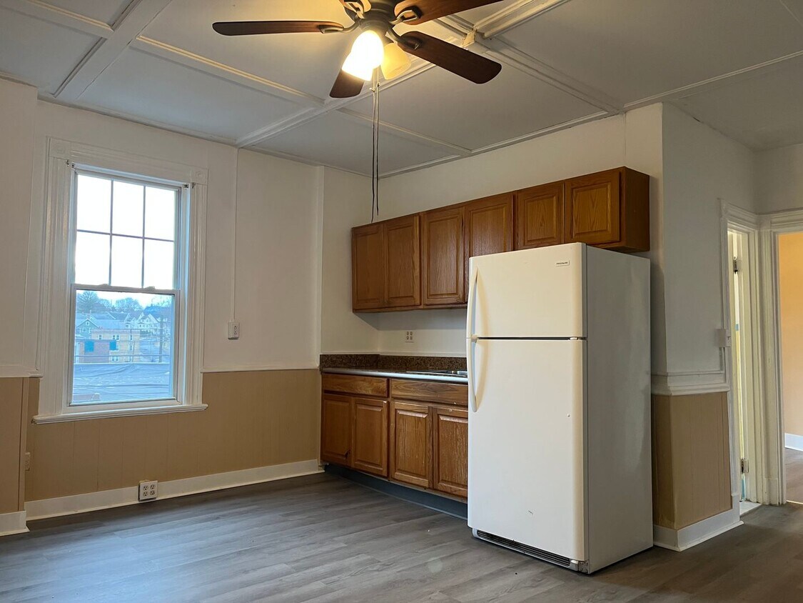 Foto principal - 640 Arch St