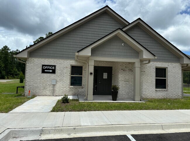 Foto del edificio - 800 Winding Rd