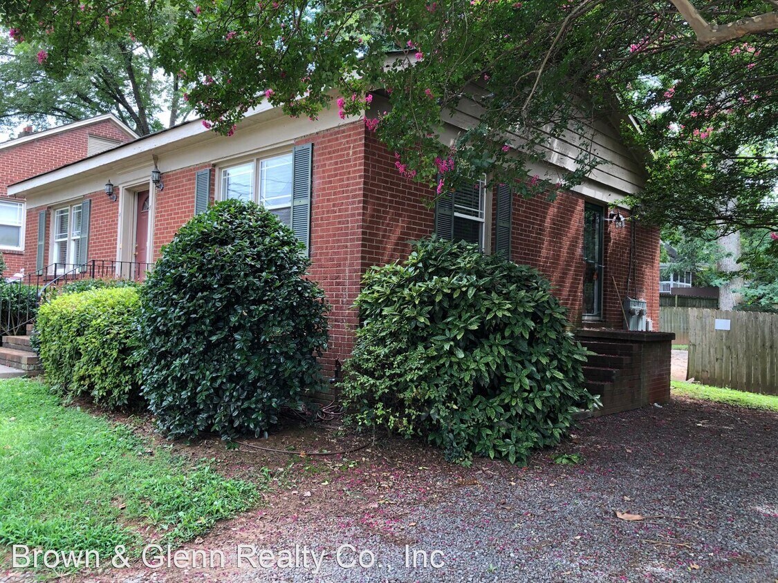 Foto principal - 1 br, 1 bath House - 1600 Kenilworth Avenu...