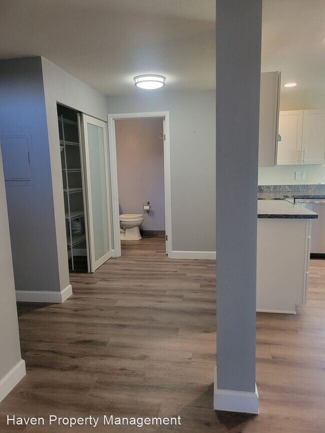 Building Photo - 2 br, 2 bath House - 22232 24th Ave S Unit...