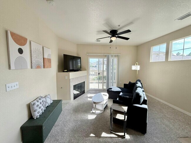 Foto del edificio - 9434 Ashbury Cir