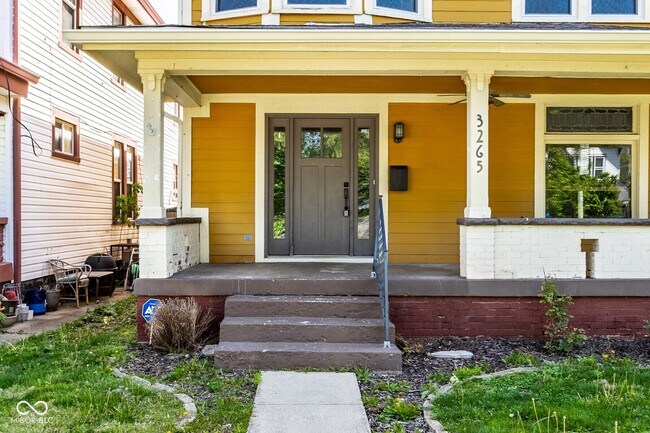 Foto del edificio - 3265 N New Jersey St