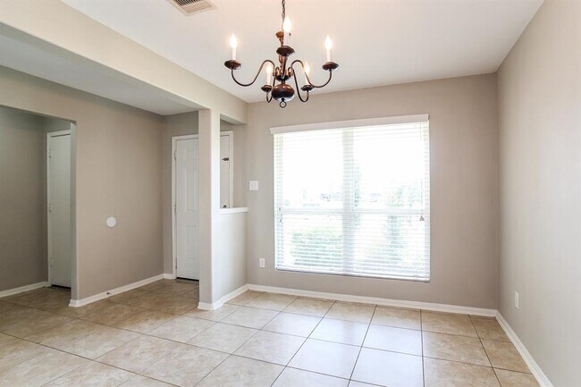 Foto del edificio - 9885 Hyacinth Way