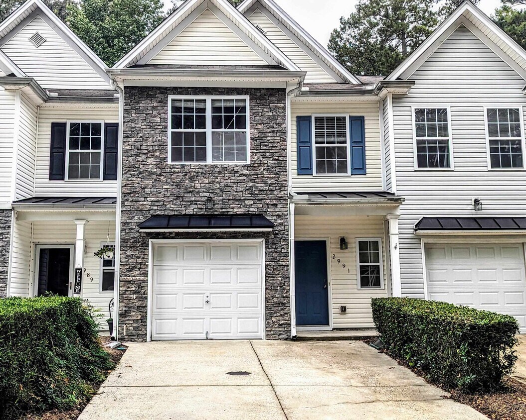 2991 Greyhawk Ln, Cumming, GA 30040 Townhome Rentals in Cumming GA