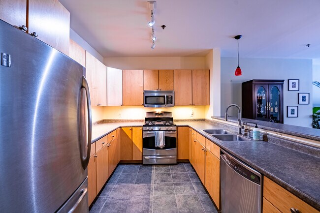 Foto del edificio - 410 Farrell St