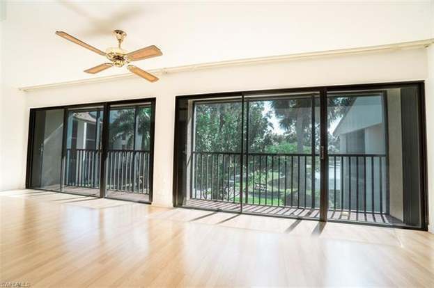 Foto del edificio - 576 Retreat Dr