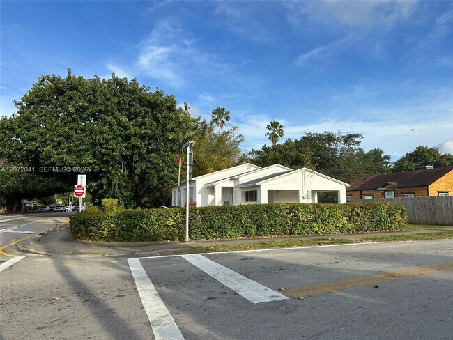 Building Photo - 382 NW 82nd St