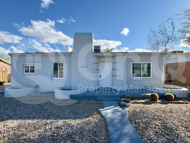 Foto del edificio - 4124 E 1st St