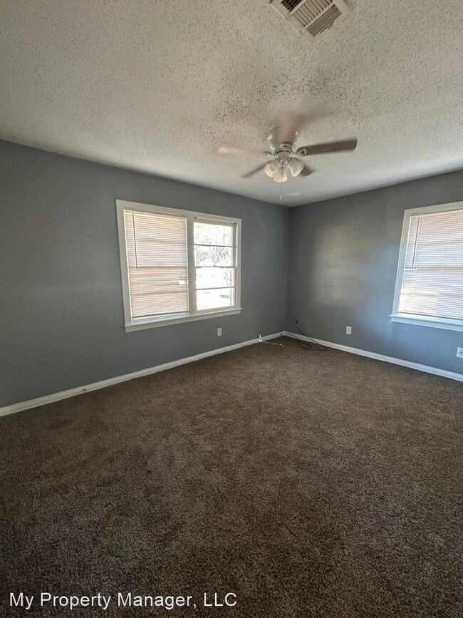 Foto del edificio - 3 br, 1 bath House - 2628 Bardot Lane