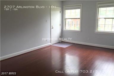 Building Photo - 2707 Arlington Blvd
