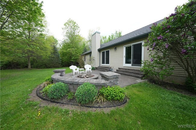 Foto del edificio - 922 Pletcher Rd