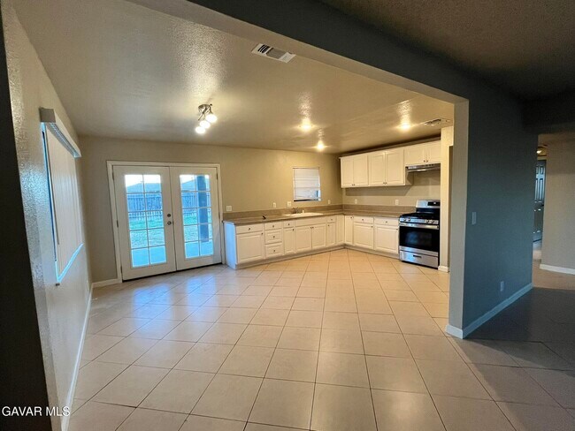 Foto del edificio - 8512 Tamarack Ave