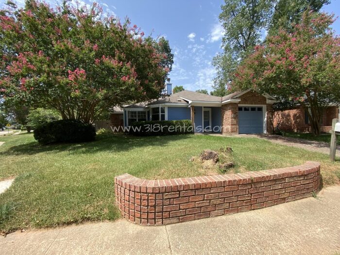 Foto principal - Home in Shady Grove available!
