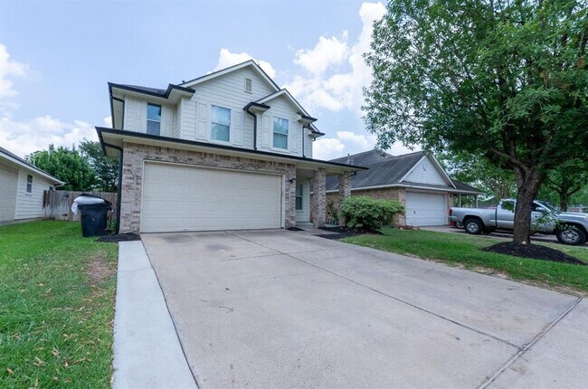 Foto del edificio - 3318 Rainshore Dr