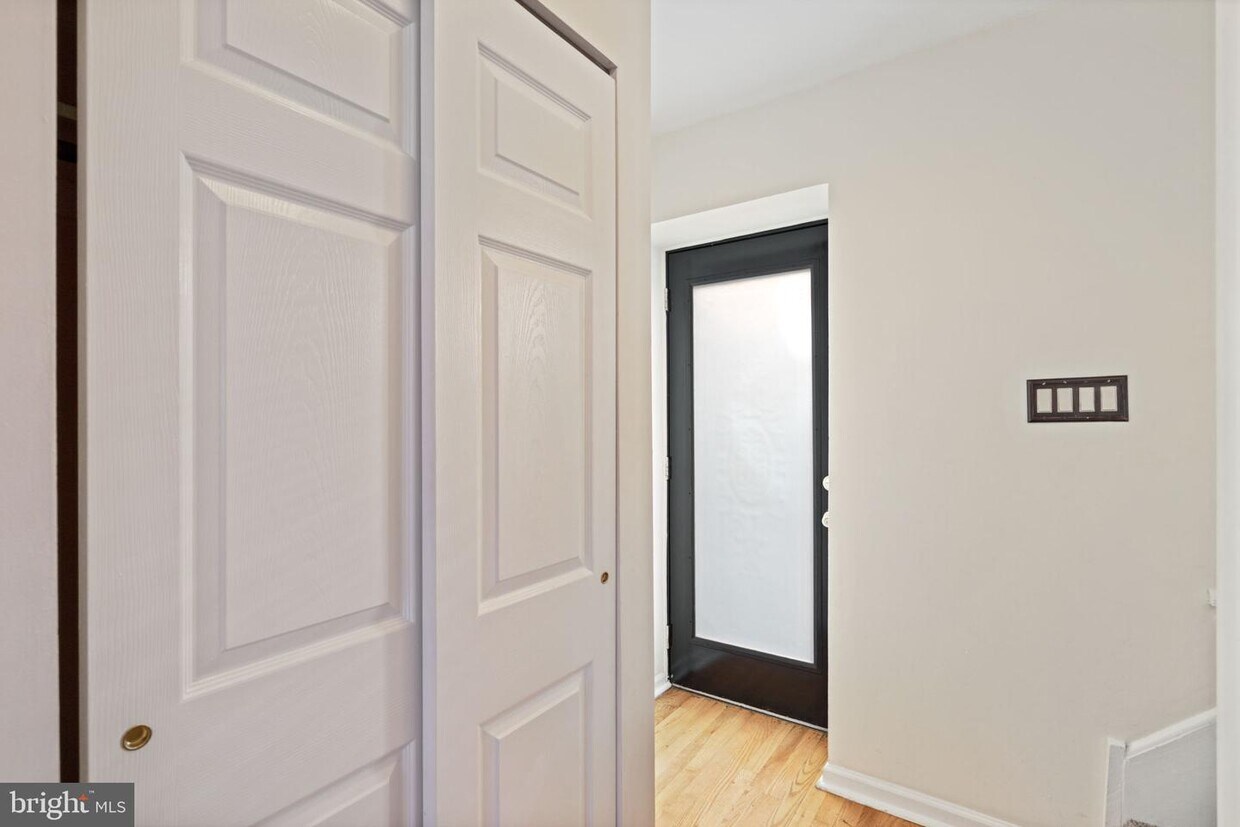Foto principal - 830 Kater St