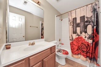 Building Photo - 20626 Sycamore Crest Ln