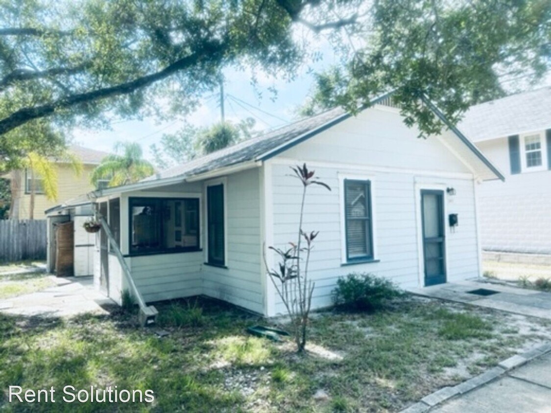 Primary Photo - 3 br, 1 bath House - 2417 11th St N
