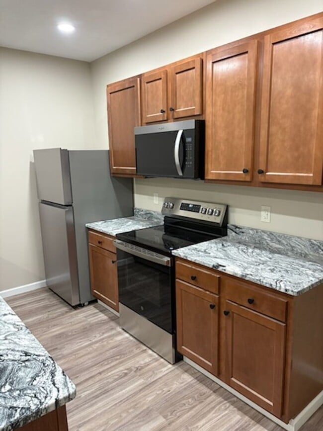 Building Photo - Two bedroom apartment
