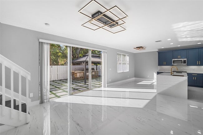 Foto del edificio - 15580 SW 49th Ct