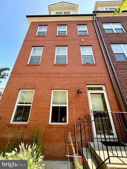 Foto del edificio - 2350 Wyeth St