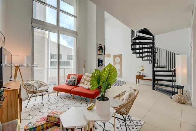 Foto del edificio - 300 S Biscayne Blvd