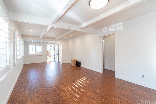 Building Photo - 2238 S Grand Ave