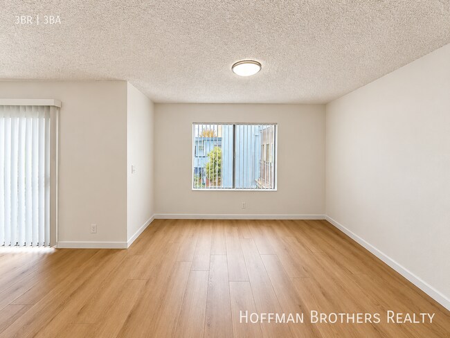 Foto del edificio - 6035 Whitsett Ave