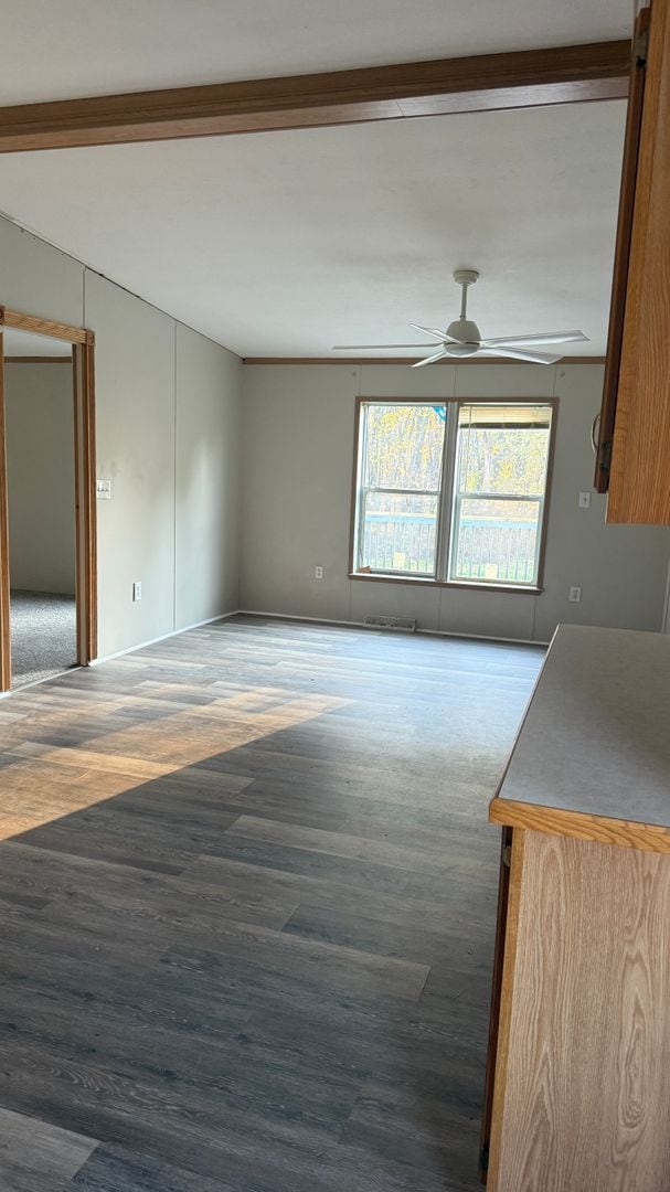 Building Photo - Large 3 bedroom Single Family Home