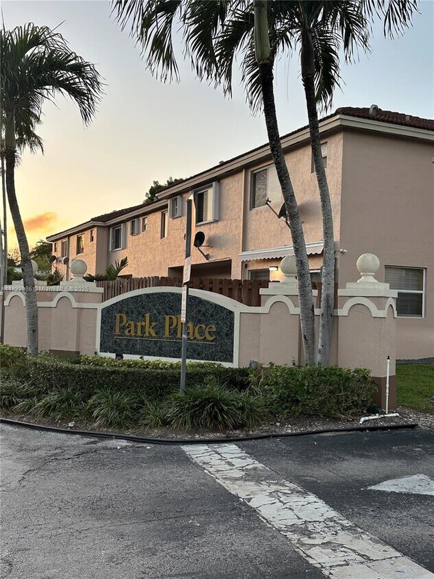 Foto principal - 14303 SW 96th St