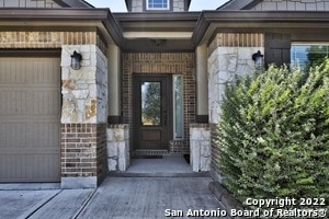 Building Photo - 703 Decathlon St