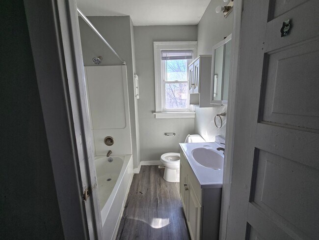 Foto del edificio - 5 Bedroom House