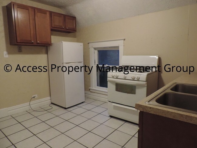 Building Photo - 513 Walnut Ct