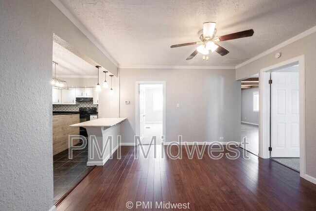 Foto del edificio - 2142 W US Hwy 40