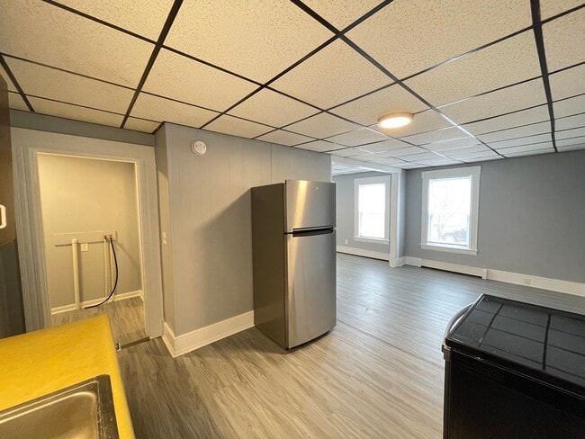 Building Photo - 416 Rimmon St