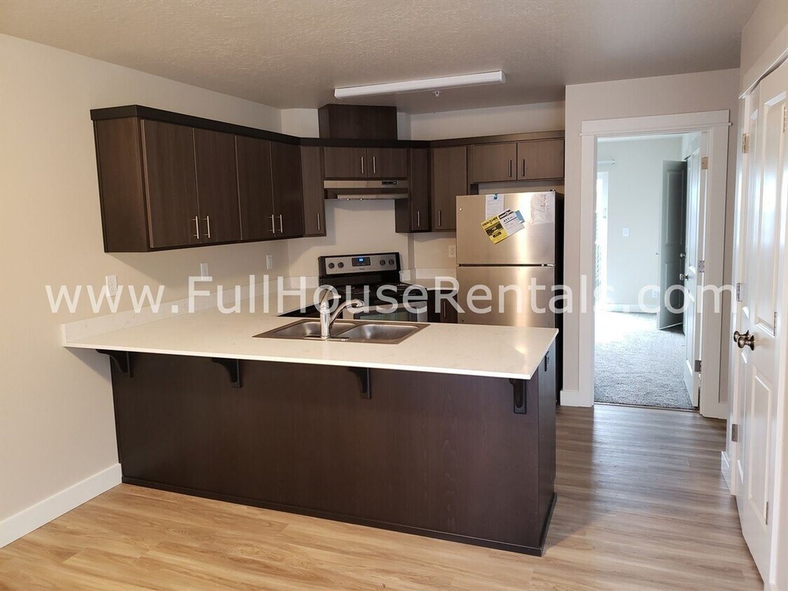 Foto principal - 1100 Q St