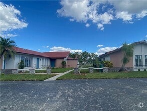 Building Photo - 4107 SE 18th Pl
