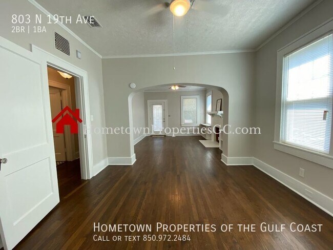 Foto del edificio - 803 N 19th Ave - East Hill Charmer!