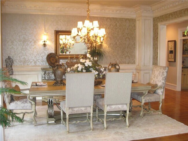 Foto del edificio - 1744 Malvern Hill Pl