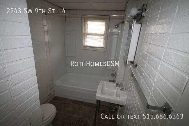Foto del edificio - 2243 SW 9th St