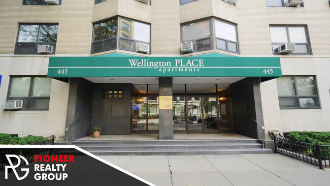 Foto del edificio - 445 W Wellington Ave