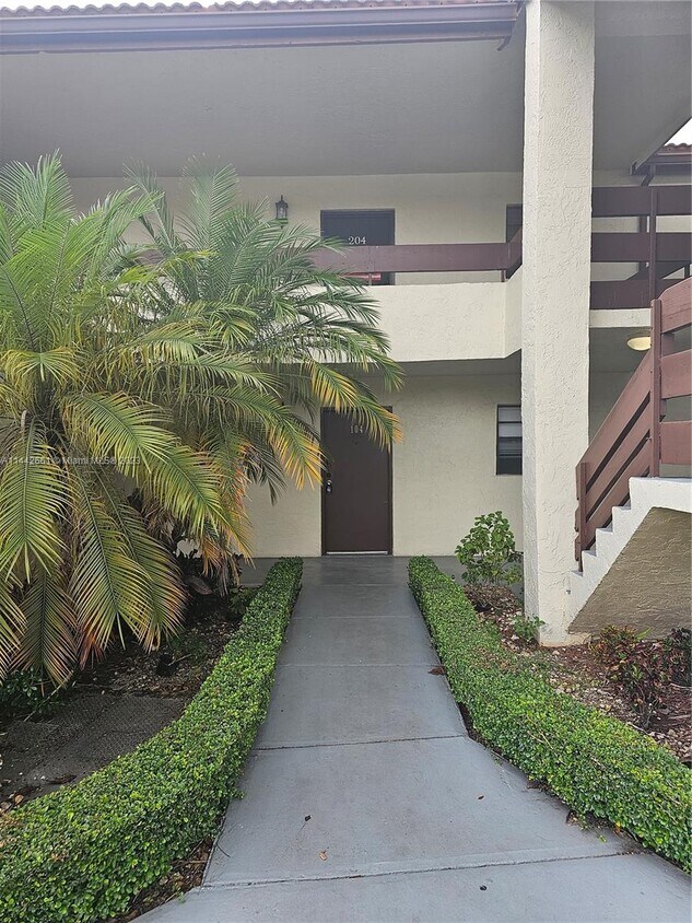 Primary Photo - 9070 SW 125th Ave