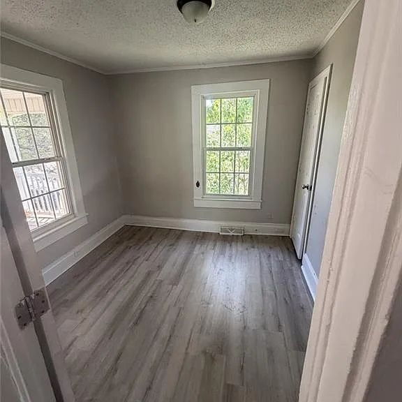 Foto del edificio - Charming 3 BD / 1.5 BA Home with Finished Basement