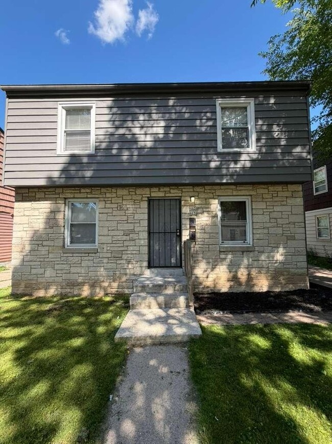 Building Photo - 4636 N 46th St