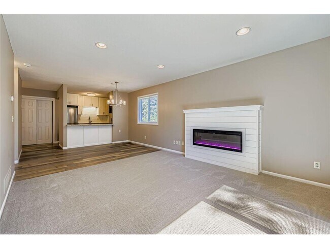 Foto del edificio - 5525 Lindsay St