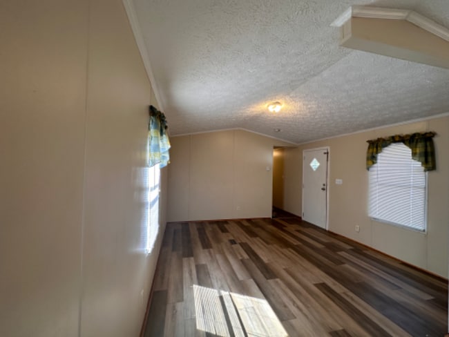 Building Photo - 1255 Liberty St