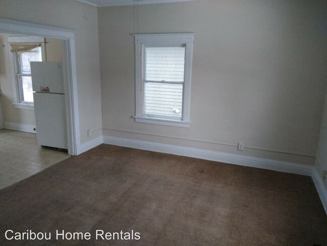 Building Photo - 3 br, 1 bath House - 3761 Monroe St