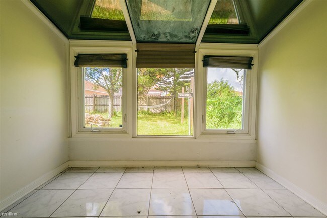Foto del edificio - 2715 W Ivy St