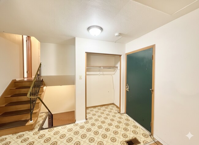 Photo du bâtiment - 106 Greenbrier Dr