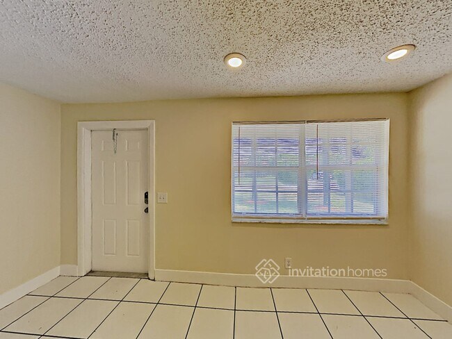 Foto del edificio - 3544 Harlowe Ave